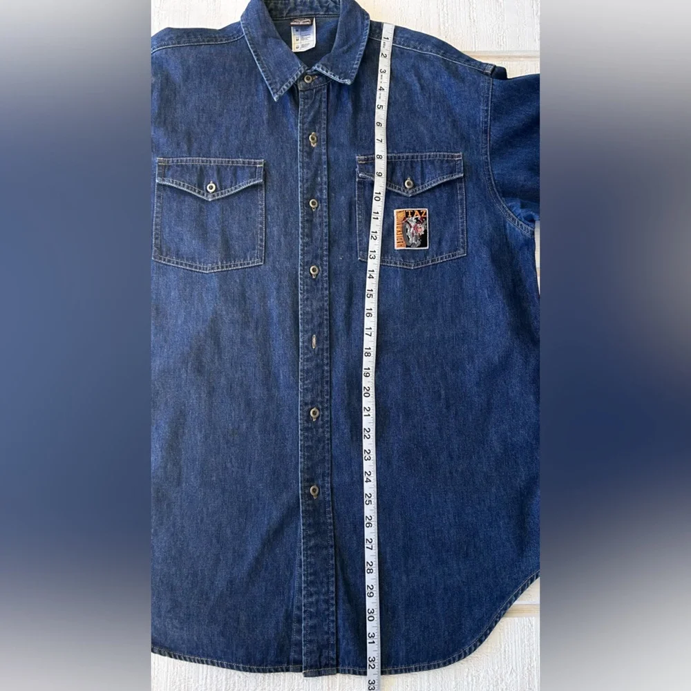 Harley Davidson x Warner Bros Taz Men’s Denim Button‎ Up Shirt Size Medium